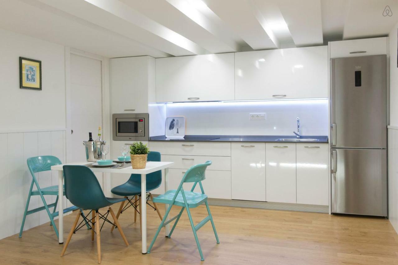 Luxury In Old Town Near Beach By Www,Sansebastianapartments,Es San Sebastian Exterior photo