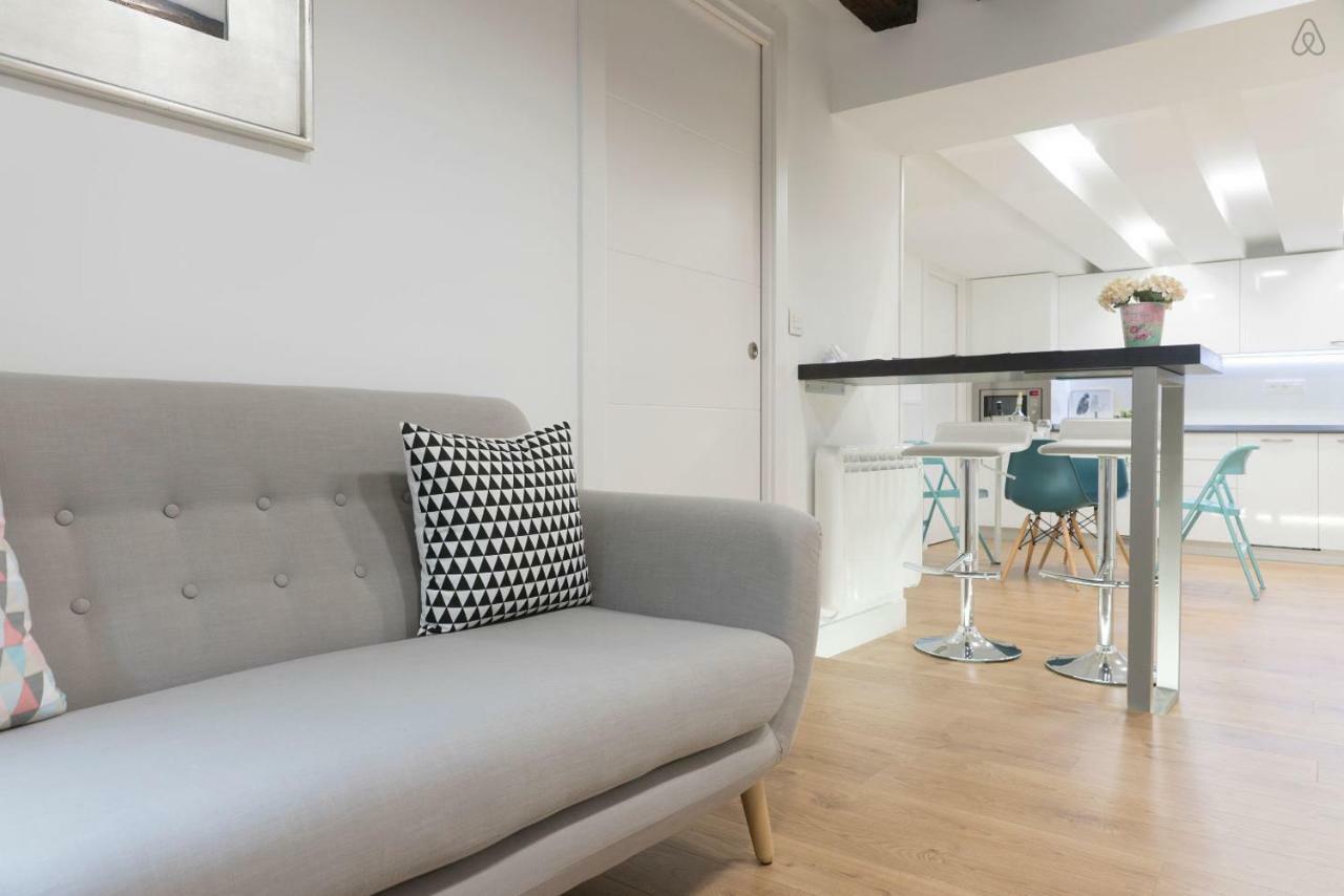Luxury In Old Town Near Beach By Www,Sansebastianapartments,Es San Sebastian Exterior photo