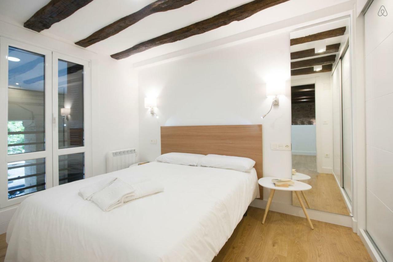 Luxury In Old Town Near Beach By Www,Sansebastianapartments,Es San Sebastian Exterior photo